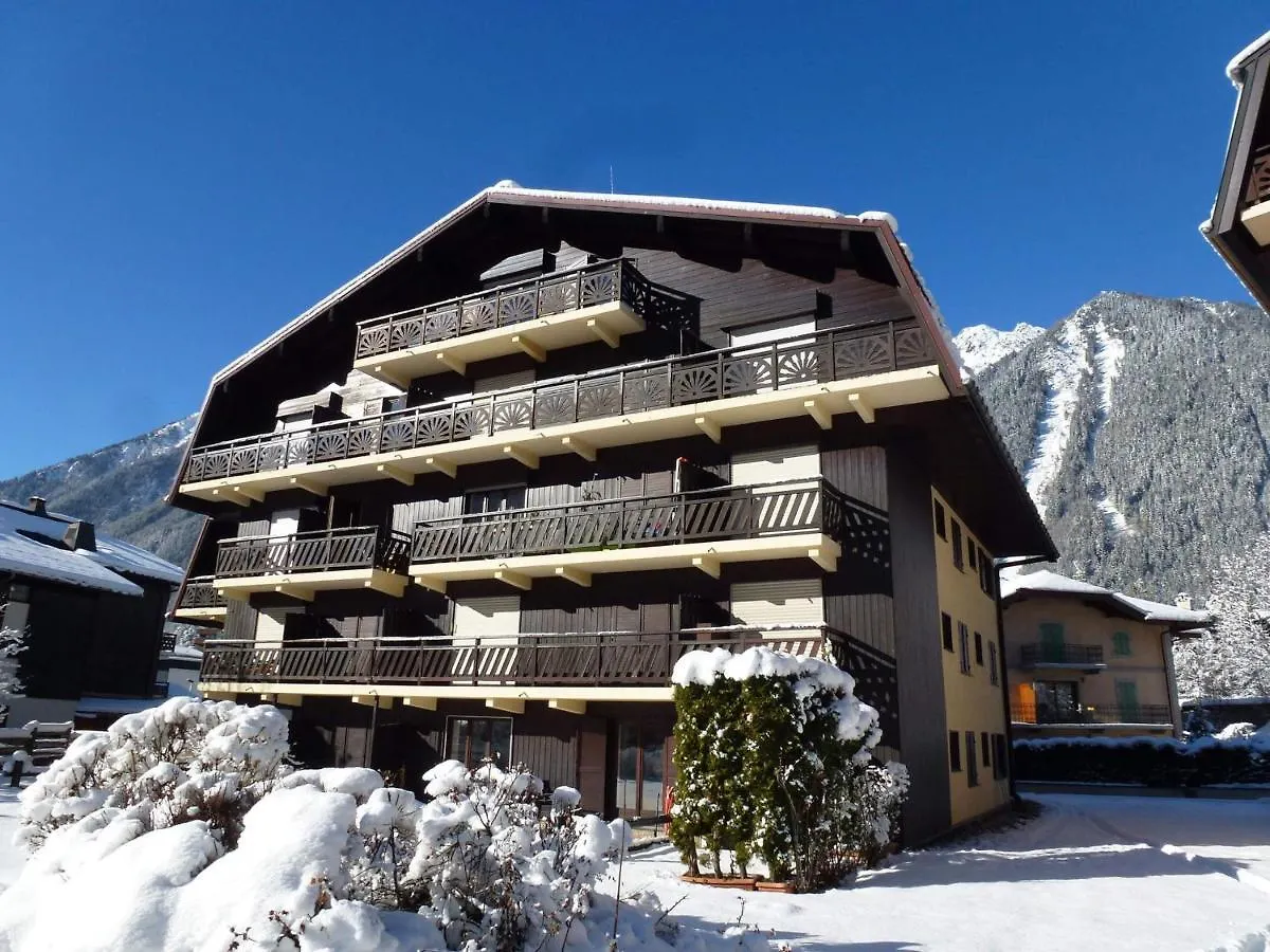 Chamonix : Studio Charmant, Balcon Vue Mont-Blanc, Parking, Wifi, Animaux Acceptes - Fr-1-343-221 Apartment