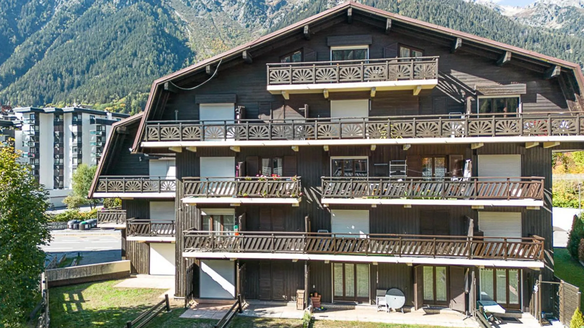 Chamonix : Studio Charmant, Balcon Vue Mont-Blanc, Parking, Wifi, Animaux Acceptes - Fr-1-343-221